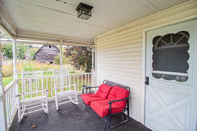 view of patio / terrace featuring covered porch