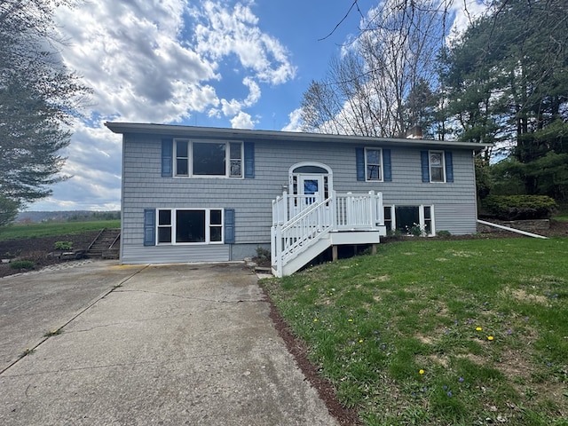 425 Gateway Industrial Park Rd, Athens, PA 18810 - raised ranch with concrete driveway and a front yard
