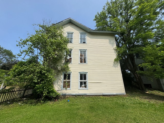 207 William St, Towanda, PA 18848 - view of back of property