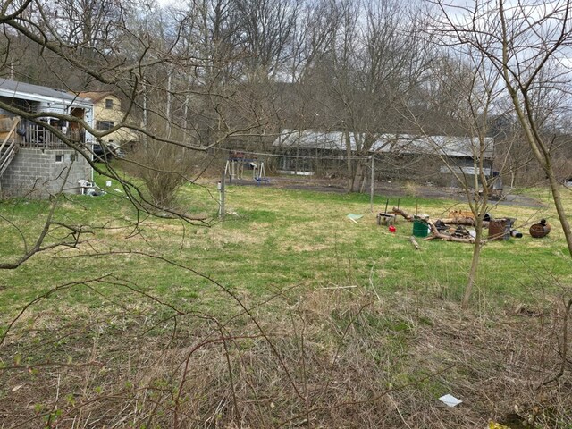 296 Low St, Shinglehouse, PA 16748 - view of grassy yard