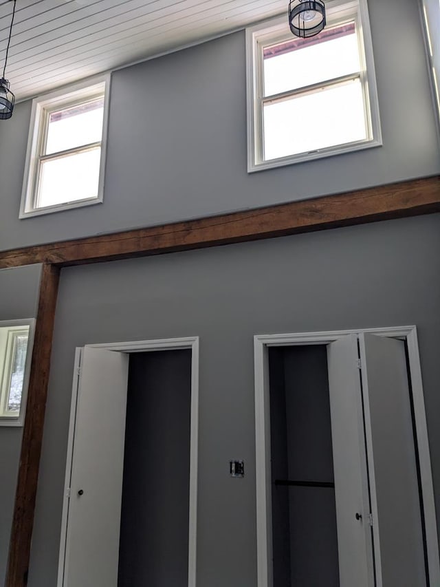 room details with wooden ceiling