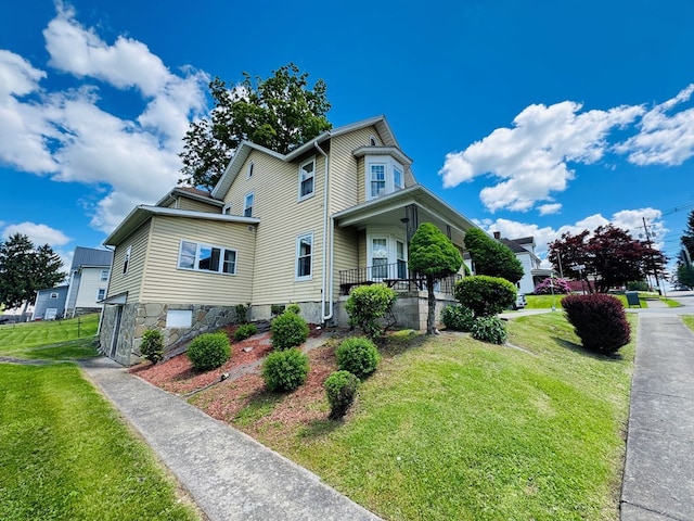 10 Ward Ave, Towanda, PA 18848 - view of front of home featuring a front yard and a porch
