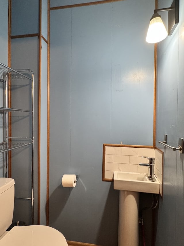 519 N Elk Ave, Kane, PA 16735 - bathroom with toilet