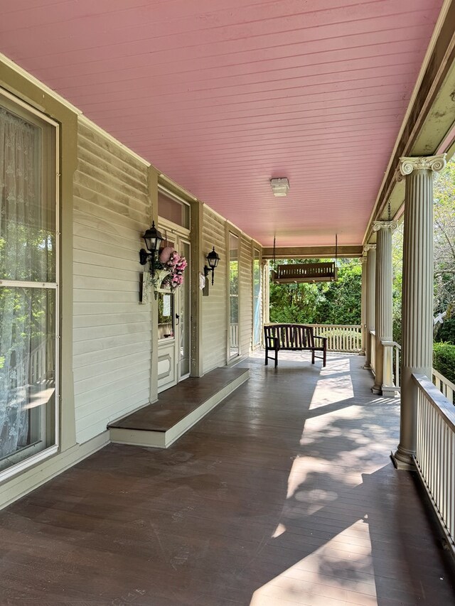 view of patio / terrace with covered porch