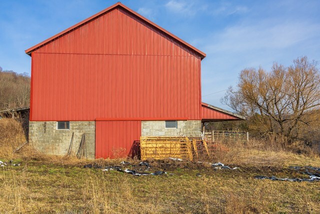 559 Gazdag Rd, Ulysses, PA 16948