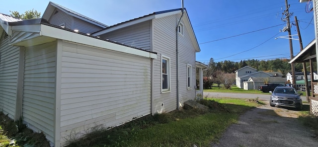 view of home's exterior