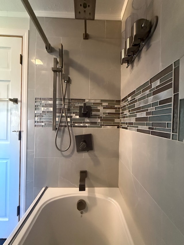 922 W Lockhart St, Sayre, PA 18840 - full bath with bathtub / shower combination