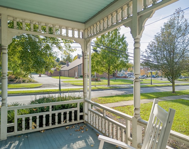 view of patio / terrace with covered porch