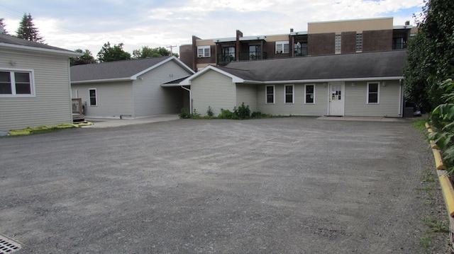 44 W Elmira St, Mansfield, PA 16933 - photo 2