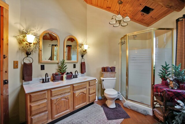 bathroom with wooden ceiling, hardwood / wood-style floors, a chandelier, vaulted ceiling, and a shower with shower door