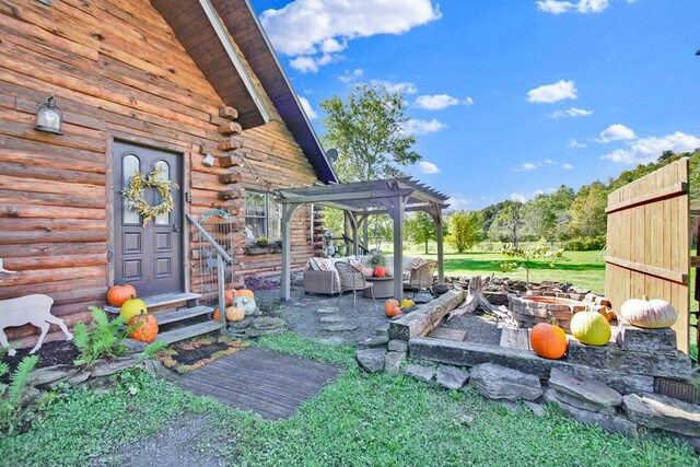 view of yard with a pergola