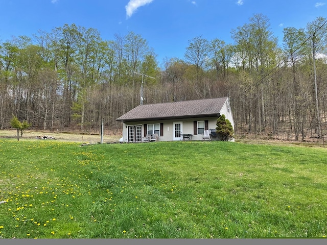 16 Quarry Ln, Galeton, PA 16922 - view of front of house featuring a forest view and a front lawn