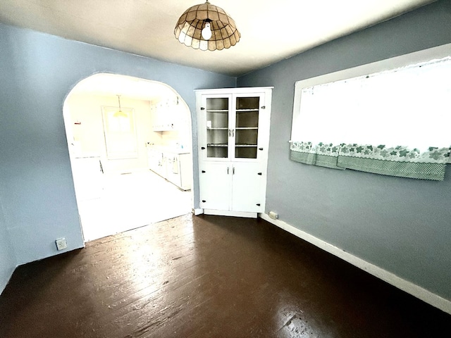 entryway featuring dark hardwood / wood-style flooring