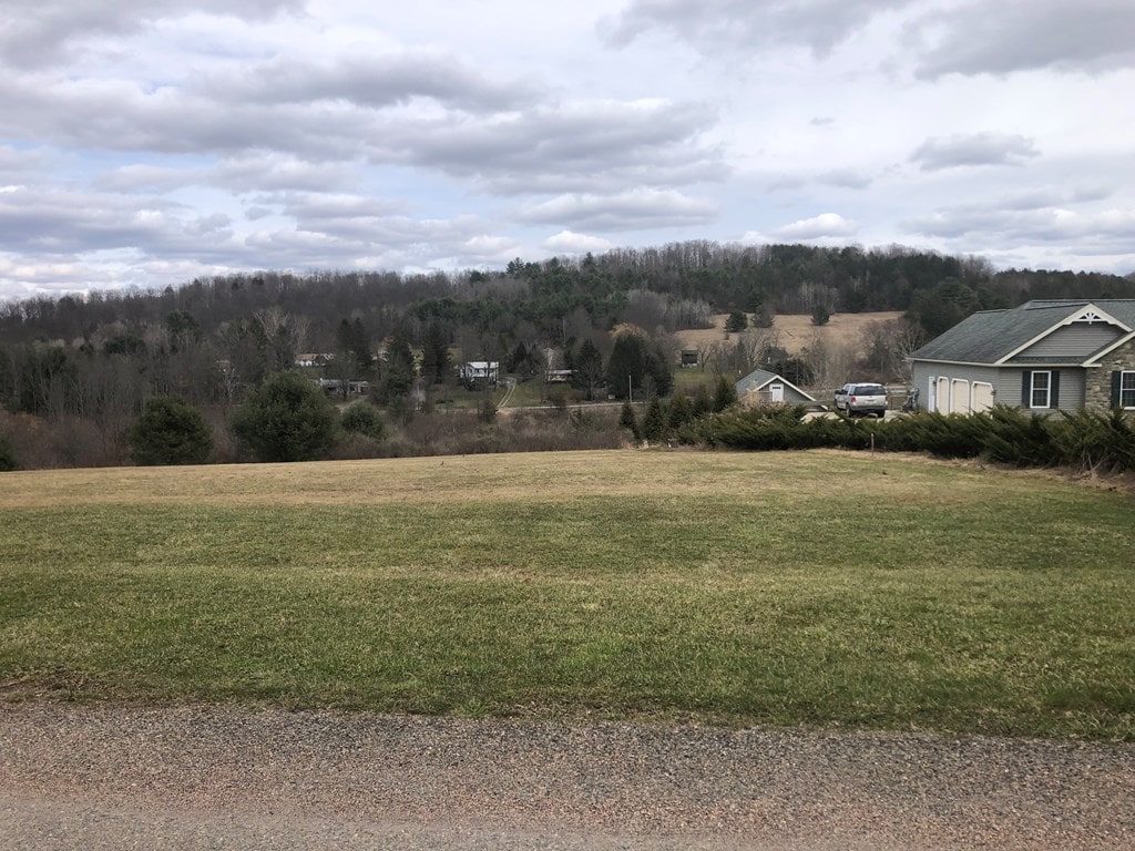 - Meade Street, Wellsboro, PA 16901