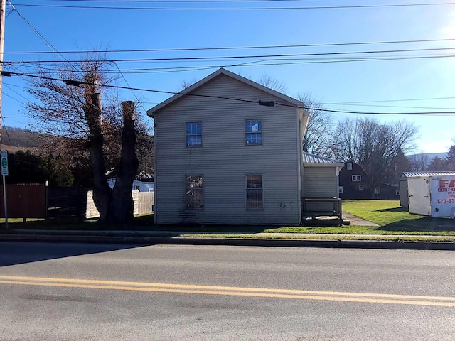 view of property exterior