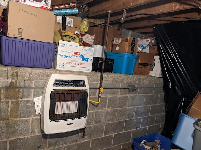 storage area with heating unit