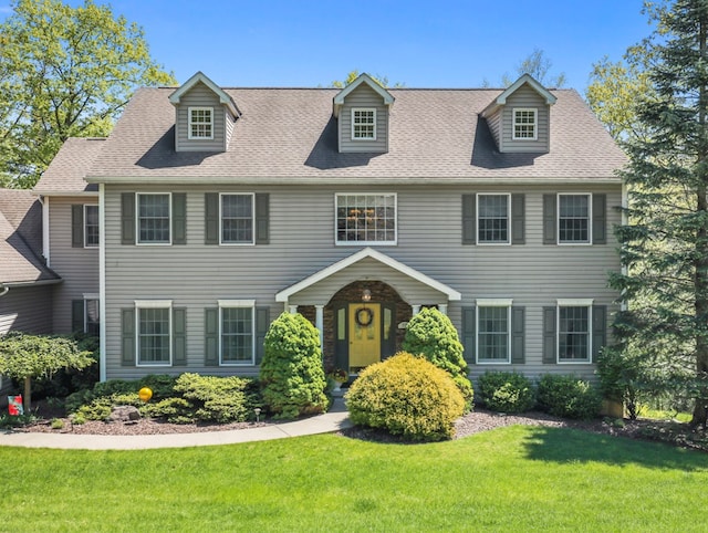 335 Sullivan Dr, Sayre, PA 18840 - colonial-style house with a front yard
