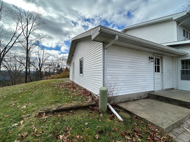342 Smoke Rise Rd, Mansfield, PA 16933 - view of side of home featuring a lawn