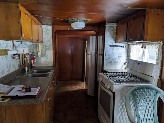 kitchen featuring decorative backsplash, white appliances, sink, and wood ceiling