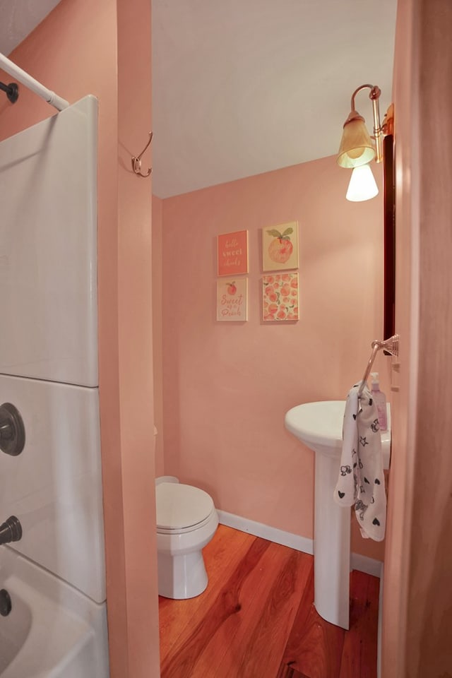 40 Wetmore St, Wellsboro, PA 16901 - full bath featuring wood finished floors and  shower combination