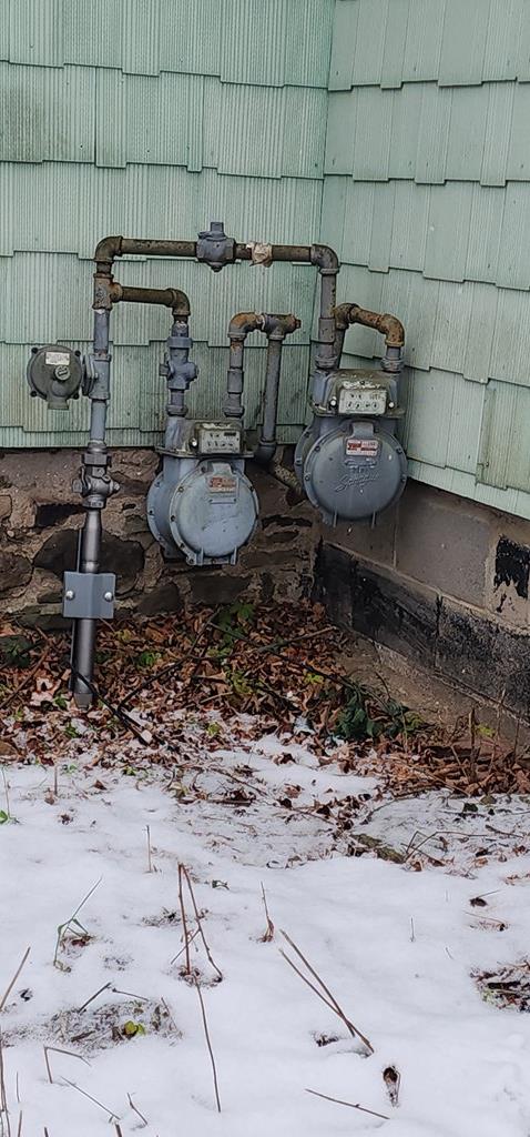 exterior view of gas meter