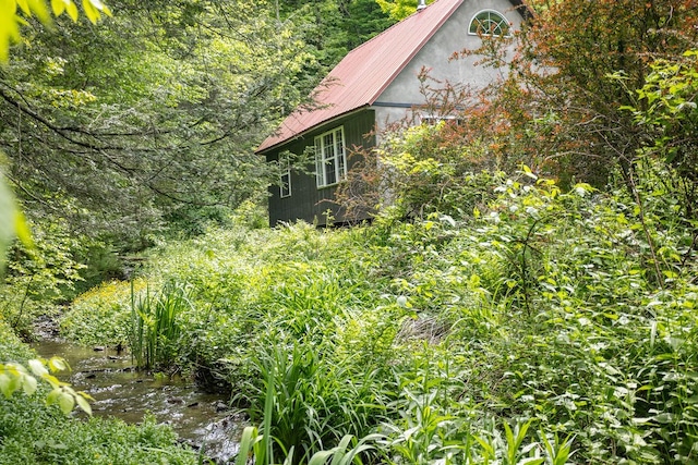 511 Steam Mill Rd, Wellsboro, PA 16901 - view of outdoor structure featuring a forest view