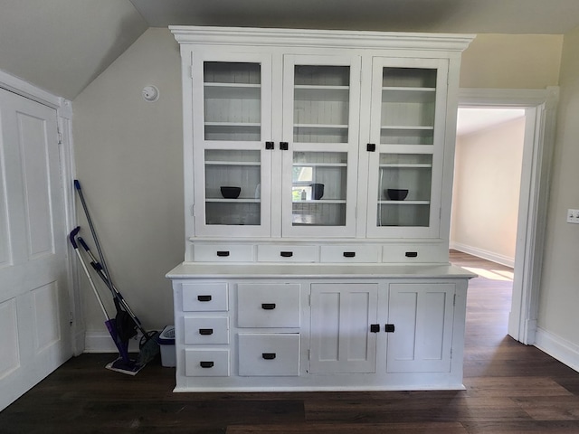 406 E Maple St, Coudersport, PA 16915 - detailed view of wood finished floors