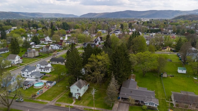 birds eye view of property featuring a residential view and a mountain view