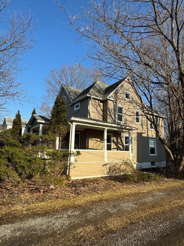 view of front of house