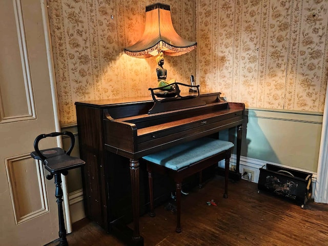 440 Park Ave, Waverly, NY 14892 - living area featuring wallpapered walls, wood finished floors, and a wainscoted wall