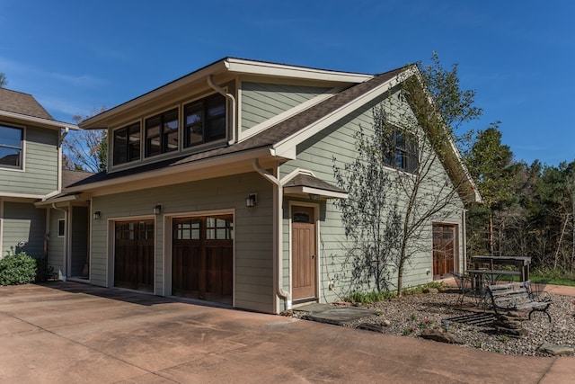 view of front of home featuring a garage