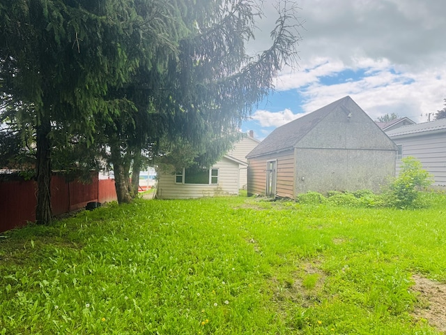 96 E St, Towanda, PA 18848 - view of yard