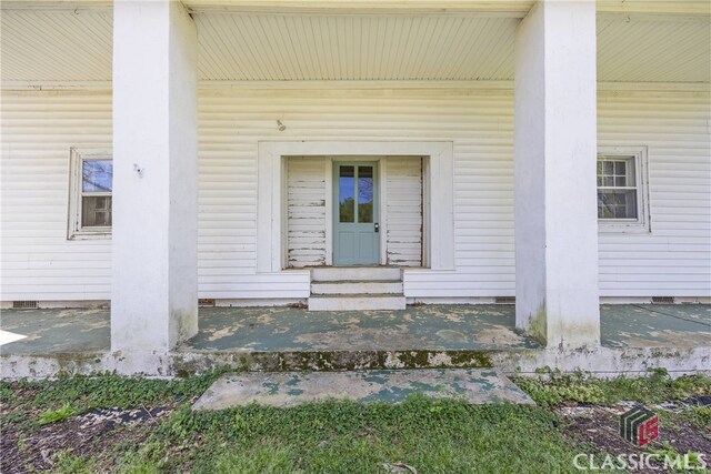 view of entrance to property