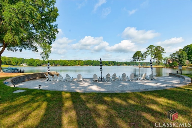 view of water feature