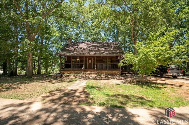 view of front of property with a porch