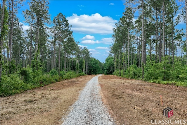 Listing photo 3 for 1413 Hargrove Lake Rd, Winterville GA 30683