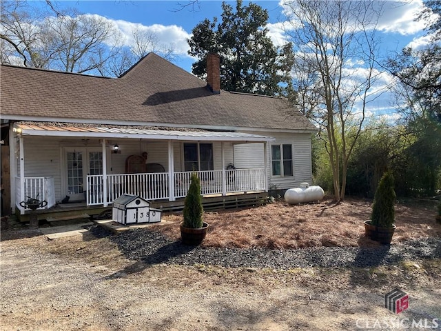 view of front of home featuring a porch