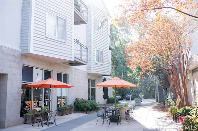 view of home's community featuring a patio