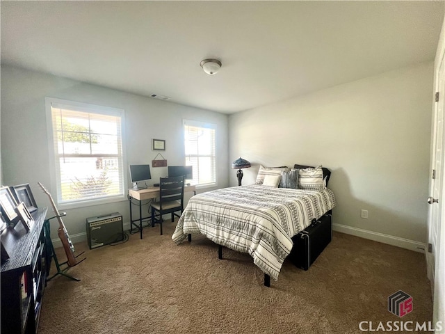 view of carpeted bedroom