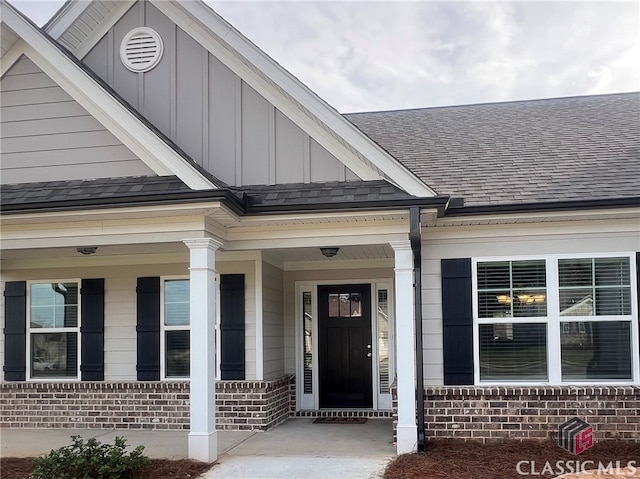 property entrance with a porch