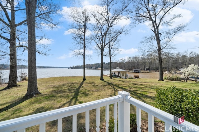 view of yard with a water view