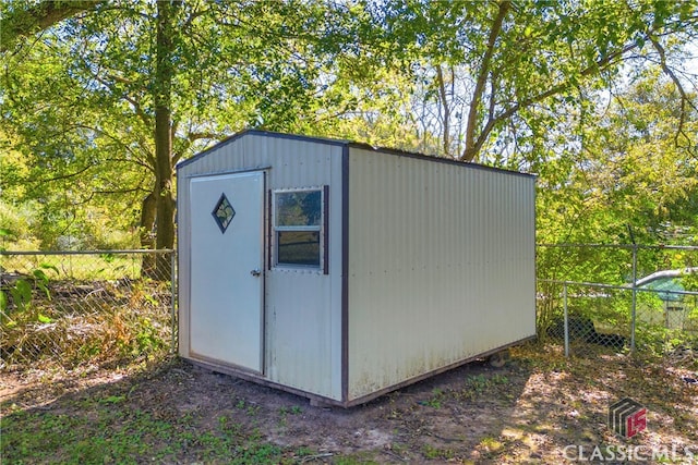 view of outbuilding