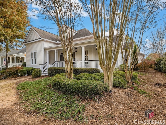 view of front of house featuring a porch