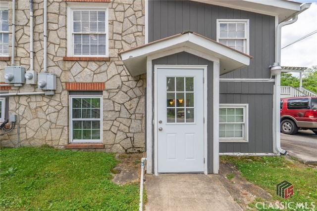 view of entrance to property