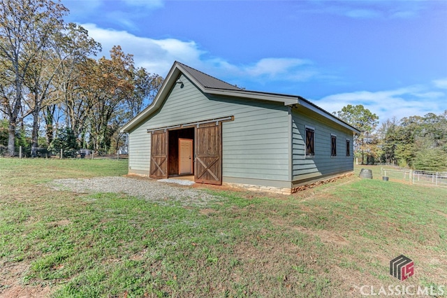 exterior space featuring a yard