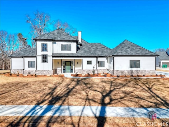 view of front of property with covered porch