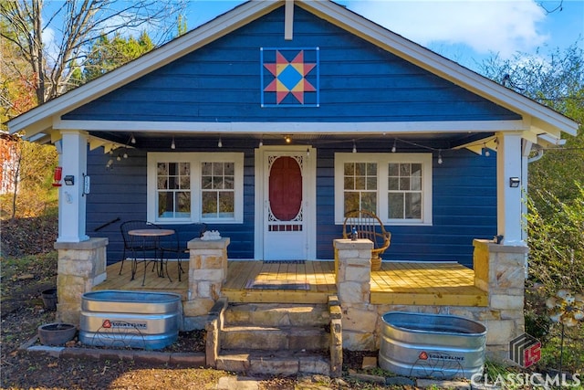 bungalow-style house with a porch