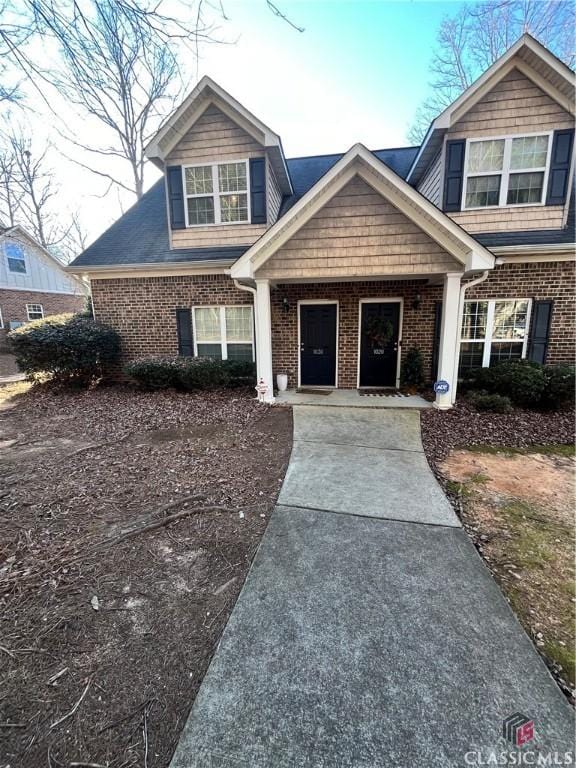 view of front of home featuring covered porch