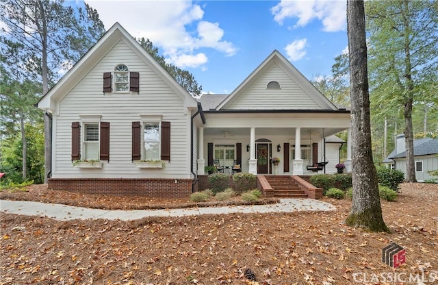 view of front of property with covered porch