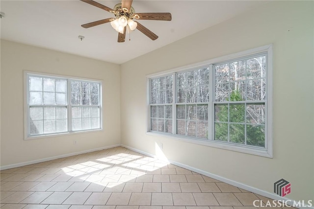 empty room with ceiling fan